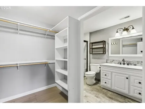 4615 NE 52nd Avenue Vancouver WA 98661