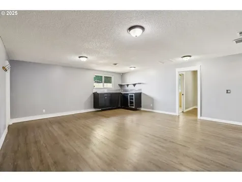 4615 NE 52nd Avenue Vancouver WA 98661