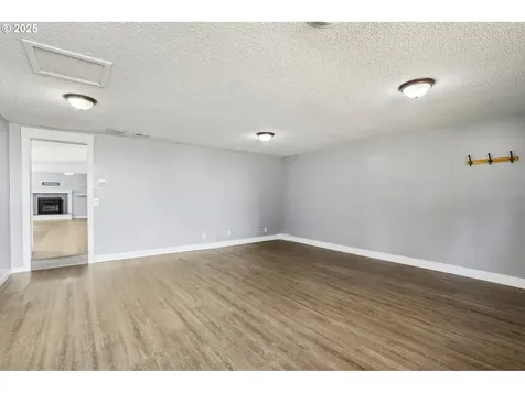 4615 NE 52nd Avenue Vancouver WA 98661