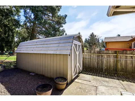 4615 NE 52nd Avenue Vancouver WA 98661