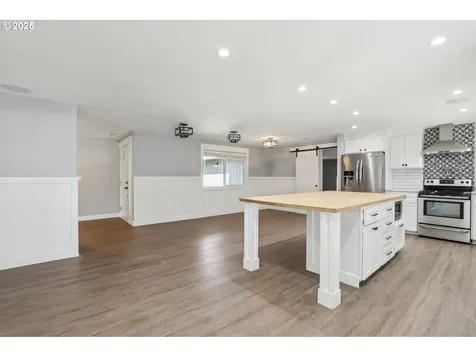 4615 NE 52nd Avenue Vancouver WA 98661