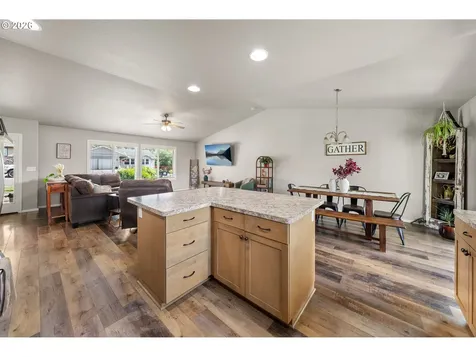 170 Addison Avenue Sutherlin OR 97479