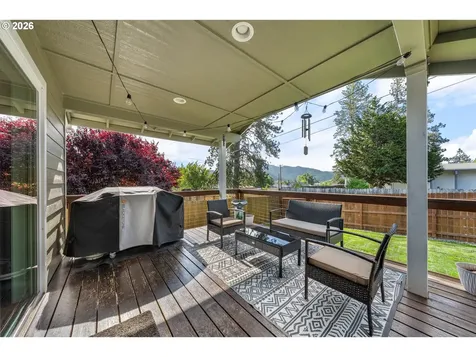170 Addison Avenue Sutherlin OR 97479
