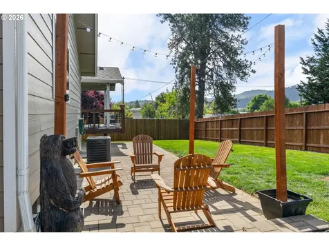 170 Addison Avenue Sutherlin OR 97479