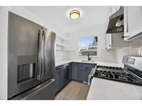6505 N Knowles Avenue Portland OR 97217