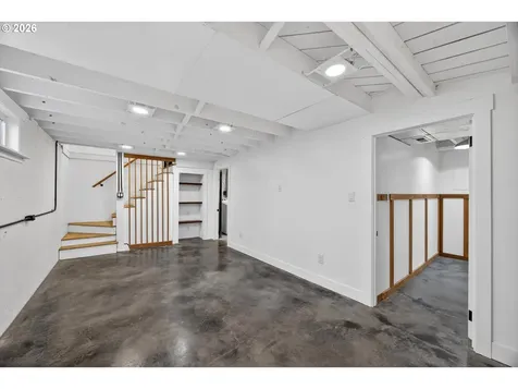 6505 N Knowles Avenue Portland OR 97217