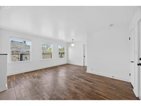 6505 N Knowles Avenue Portland OR 97217