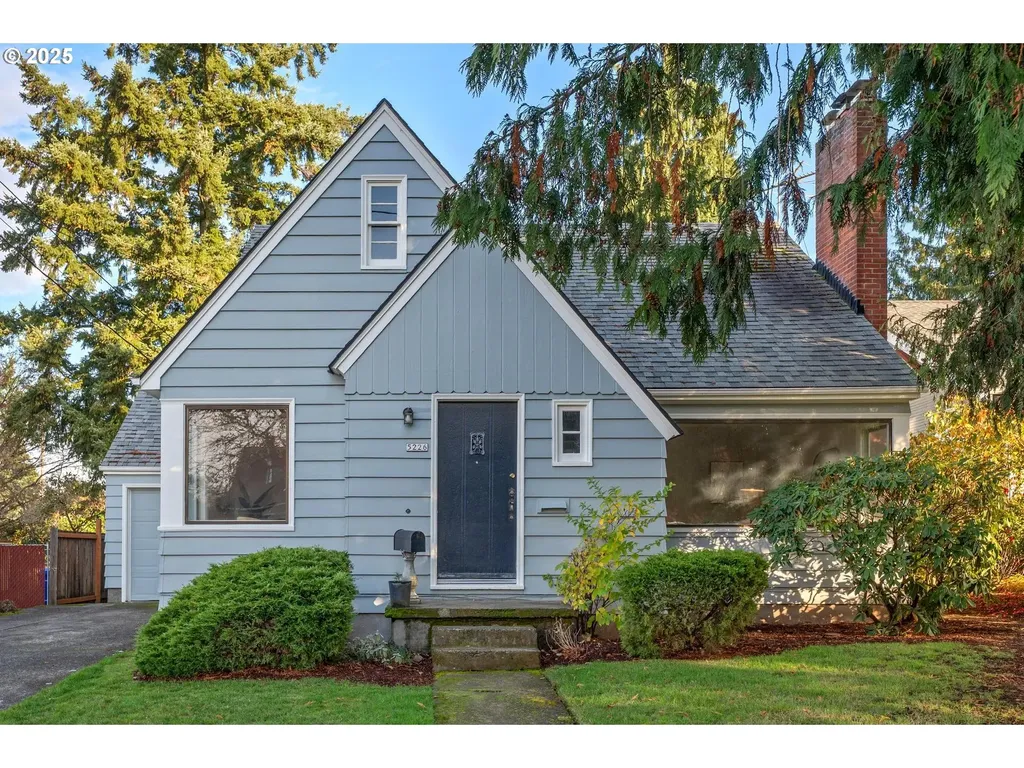 5226 NE 35th Place Portland OR 97211