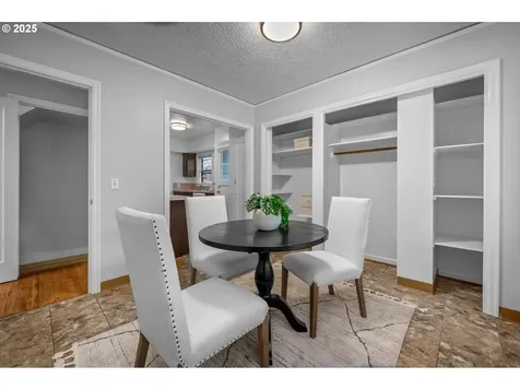 5226 NE 35th Place Portland OR 97211