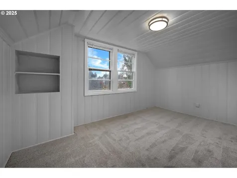 5226 NE 35th Place Portland OR 97211