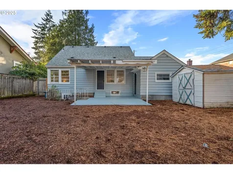5226 NE 35th Place Portland OR 97211