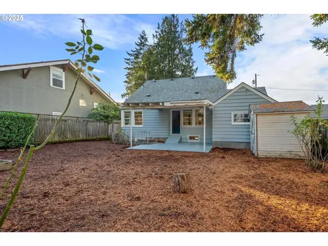 5226 NE 35th Place Portland OR 97211