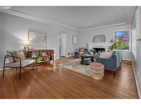 5226 NE 35th Place Portland OR 97211