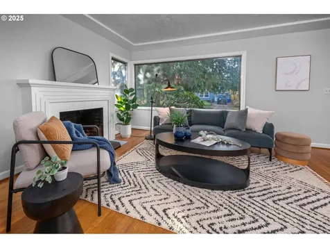 5226 NE 35th Place Portland OR 97211