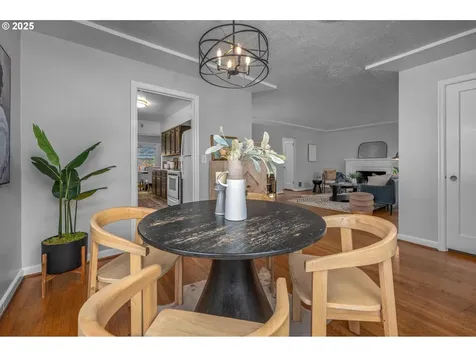 5226 NE 35th Place Portland OR 97211