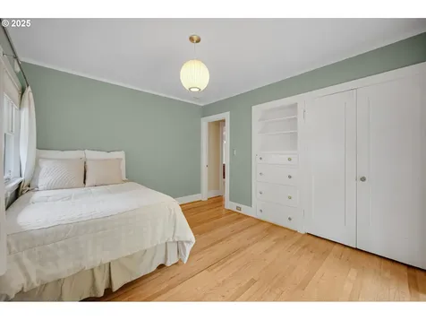 3555 NE Shaver Street Portland OR 97212