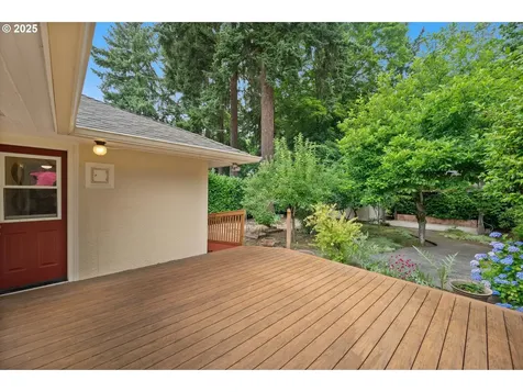 3555 NE Shaver Street Portland OR 97212