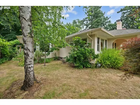 3555 NE Shaver Street Portland OR 97212