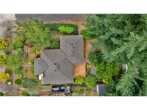 3555 NE Shaver Street Portland OR 97212