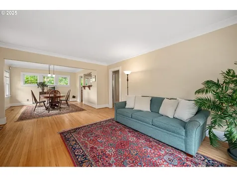 3555 NE Shaver Street Portland OR 97212