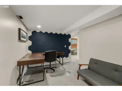 5921 SW 45th Avenue Portland OR 97221