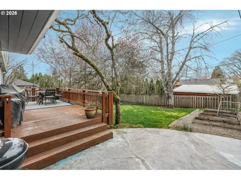 5921 SW 45th Avenue Portland OR 97221