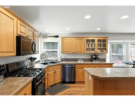 17361 SW Inkster Drive Sherwood OR 97140