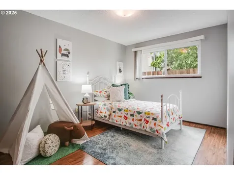 3903 SE 66th Avenue Portland OR 97206