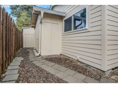 3903 SE 66th Avenue Portland OR 97206