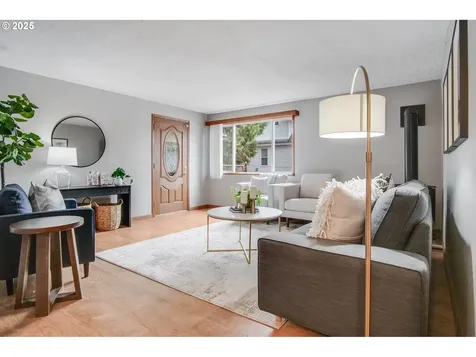 3903 SE 66th Avenue Portland OR 97206