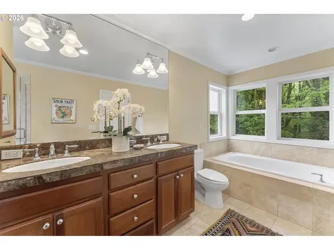 5321 SW Menefee Drive Portland OR 97239