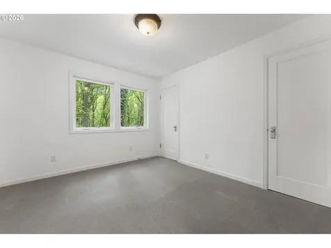 5321 SW Menefee Drive Portland OR 97239