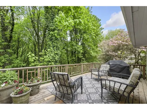 5321 SW Menefee Drive Portland OR 97239