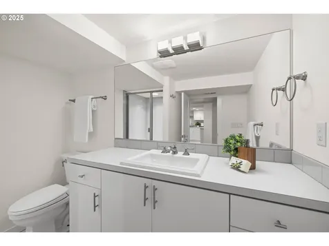2844 SE 60th Avenue Portland OR 97206