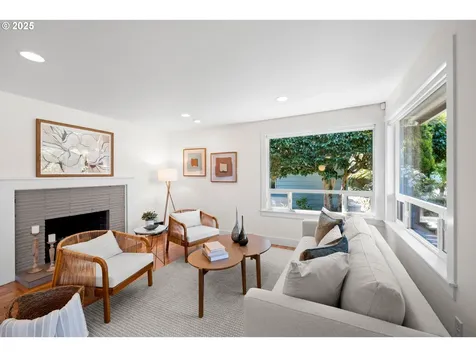 2844 SE 60th Avenue Portland OR 97206