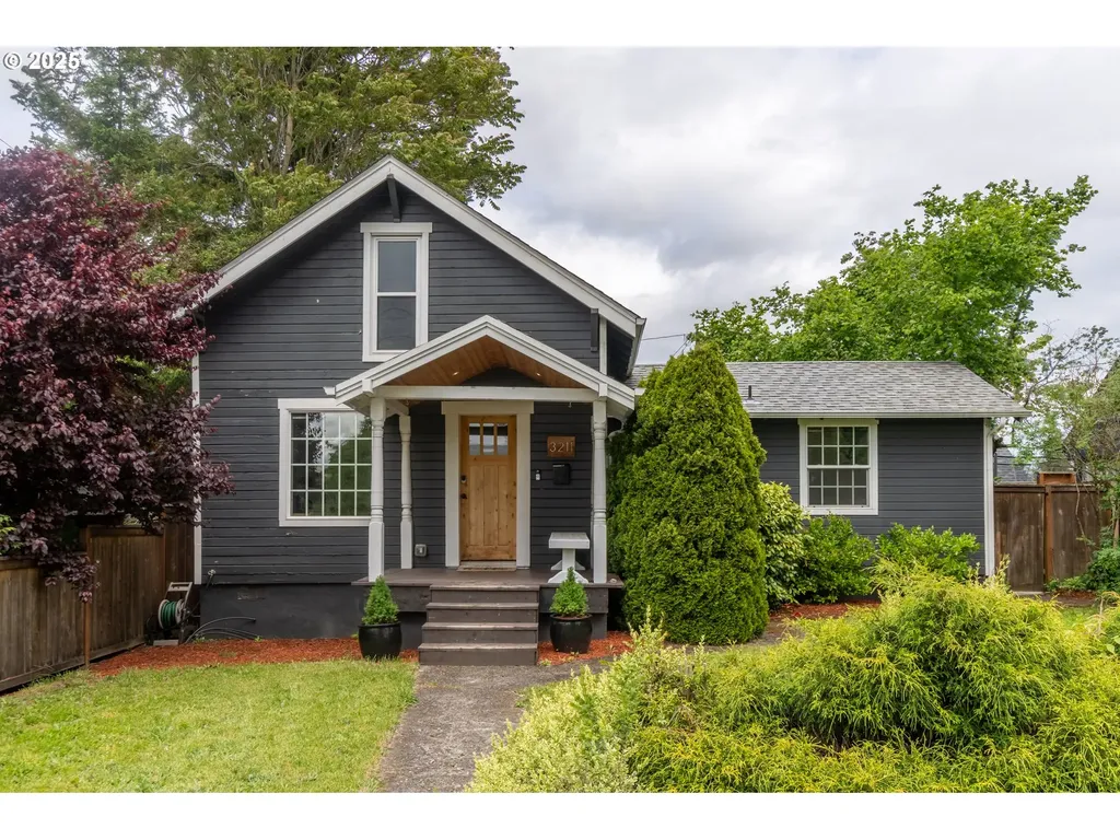 3211 F Street Vancouver WA 98663
