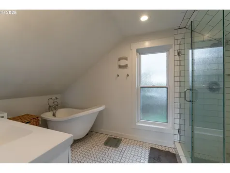 3211 F Street Vancouver WA 98663