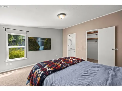 1819 SE Orient Drive Gresham OR 97080