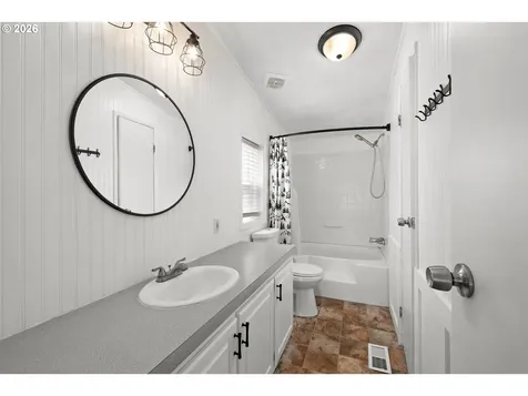 1819 SE Orient Drive Gresham OR 97080