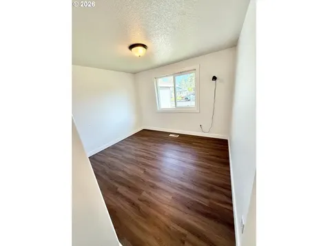 313 SE 9th Street Battle Ground WA 98604