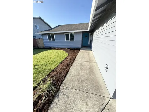 313 SE 9th Street Battle Ground WA 98604
