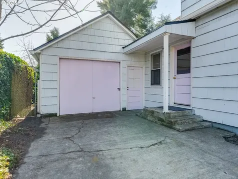 1016 NE 2nd Street Mcminnville OR 97128