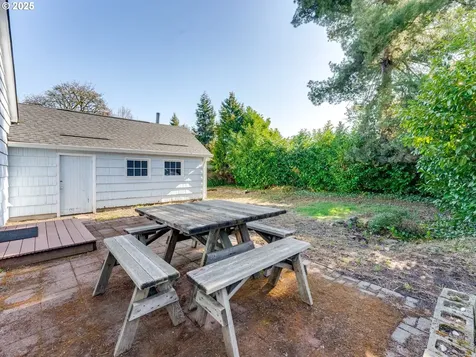 1016 NE 2nd Street Mcminnville OR 97128