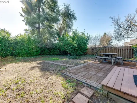 1016 NE 2nd Street Mcminnville OR 97128