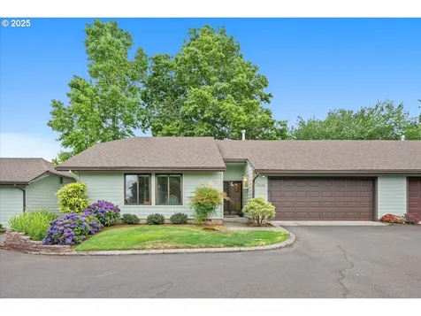 4220 NE 125th Place Portland OR 97230