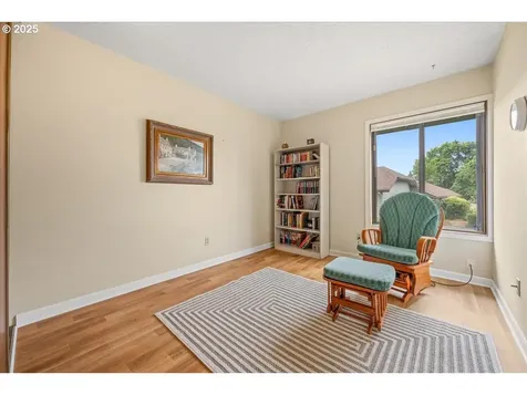 4220 NE 125th Place Portland OR 97230