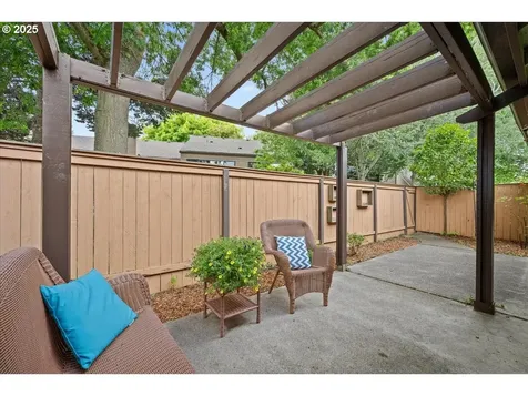 4220 NE 125th Place Portland OR 97230