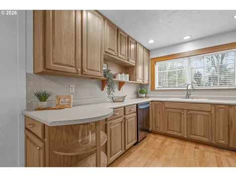 1155 18th Street NE Salem OR 97301