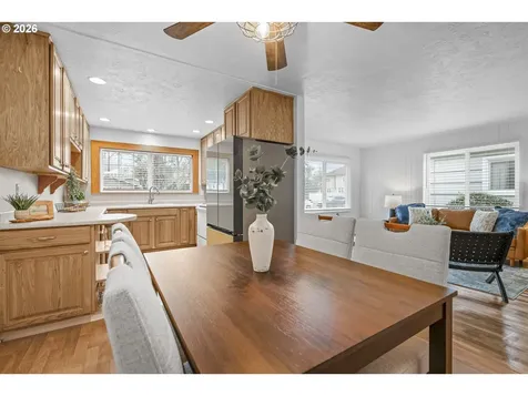1155 18th Street NE Salem OR 97301