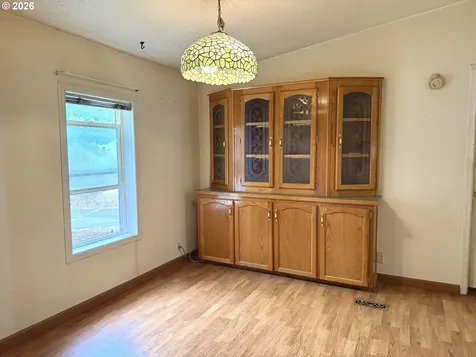 2693 Arnold Avenue Eugene OR 97402